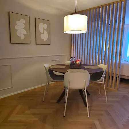 Apartment Studio In Der Naehe Bahnhof, Skistation